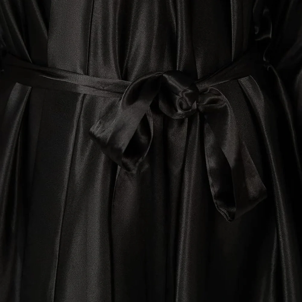 🆕 Black Robe Gown Kimono Sexy Goth Moody Whimsigoth Dark Academia XL NWT NEW